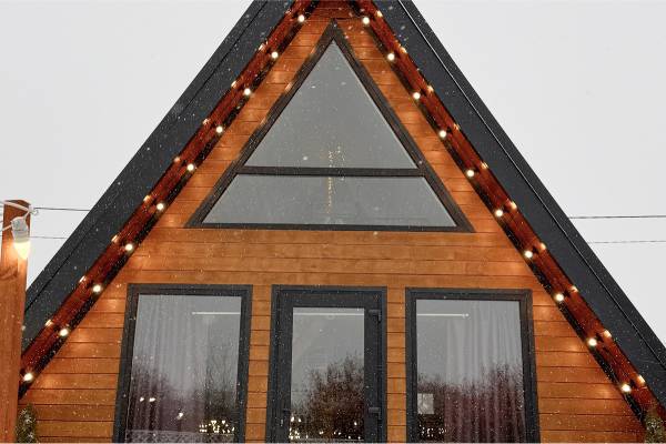 Остекление балкона в новостройке