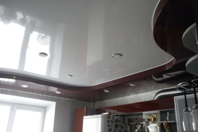 Натяжные потолки